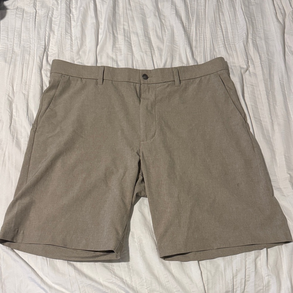 Callaway Men's Khaki Flat Front Shorts